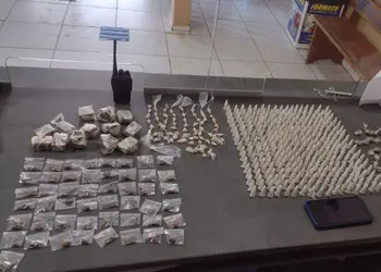 Prisão em flagrante por tráfico de drogas em Porto Ferreira