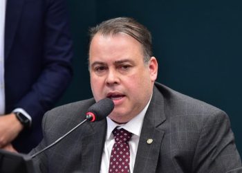 Comissão aprova obrigação de provedores de aplicativos notificarem autoridades sobre abuso sexual infantojuvenil